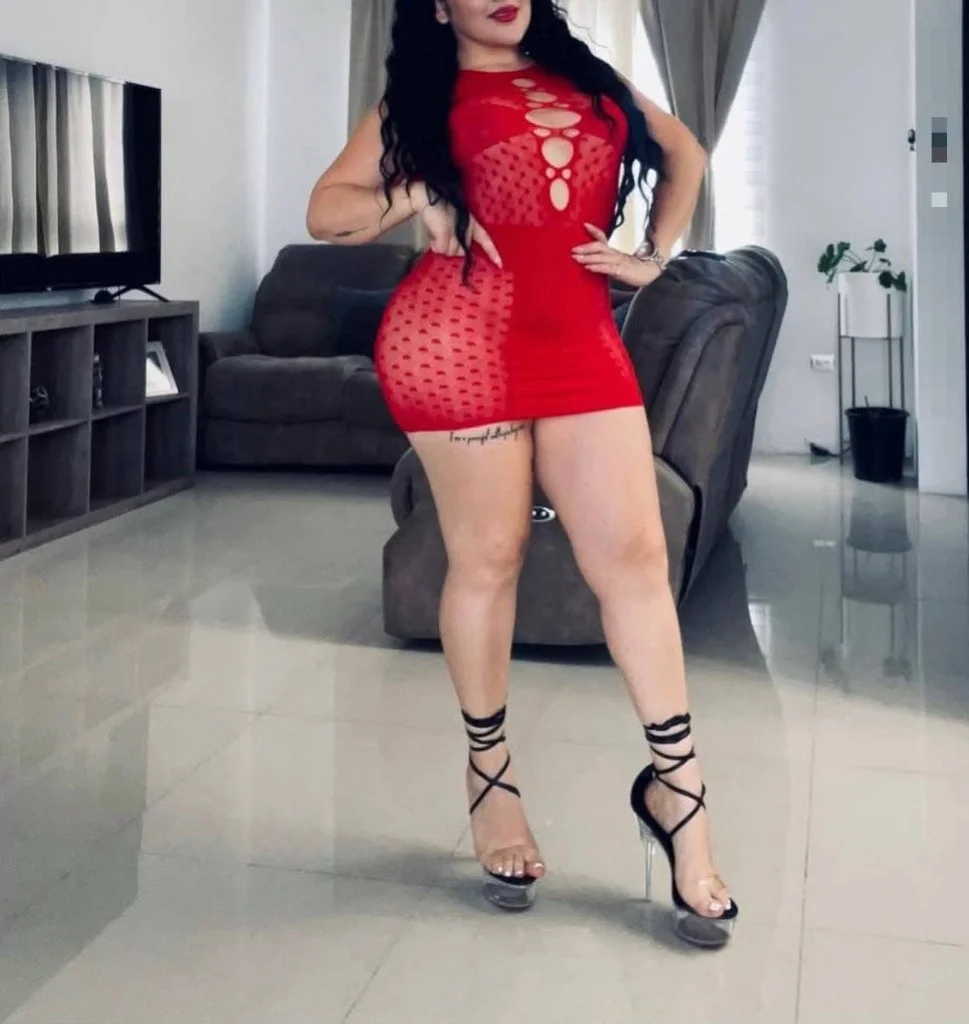 New in town come and enjoy this cute and hot Colombian girl... in Los Angeles – Women Seeking Men photo 3