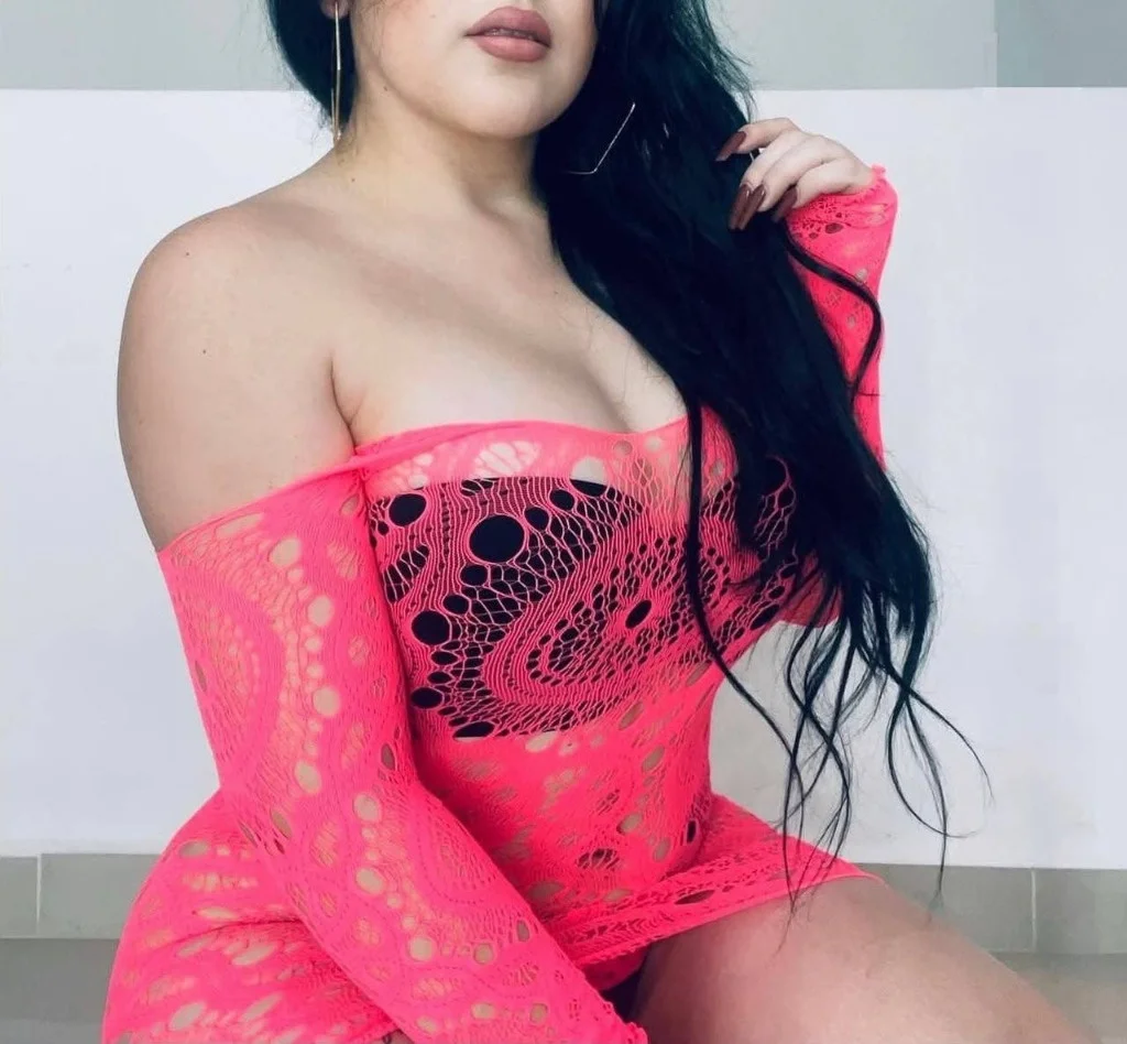 New in town come and enjoy this cute and hot Colombian girl... in Los Angeles – Women Seeking Men photo 4