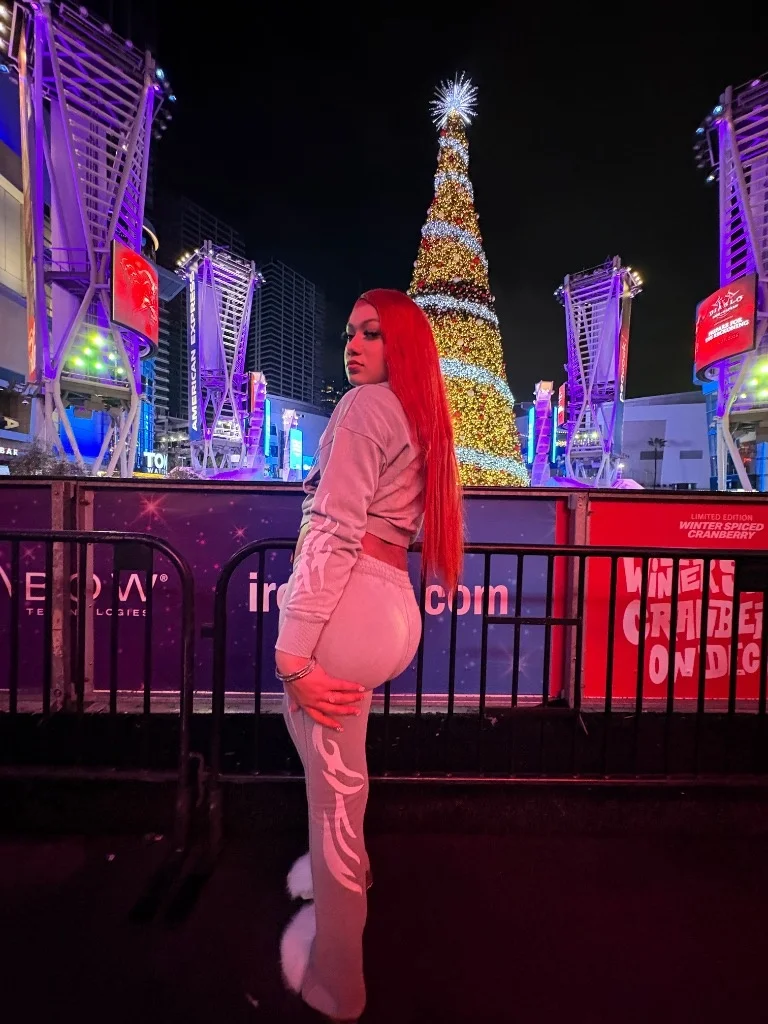 fresh 20 in Los Angeles – Women Seeking Men photo 6