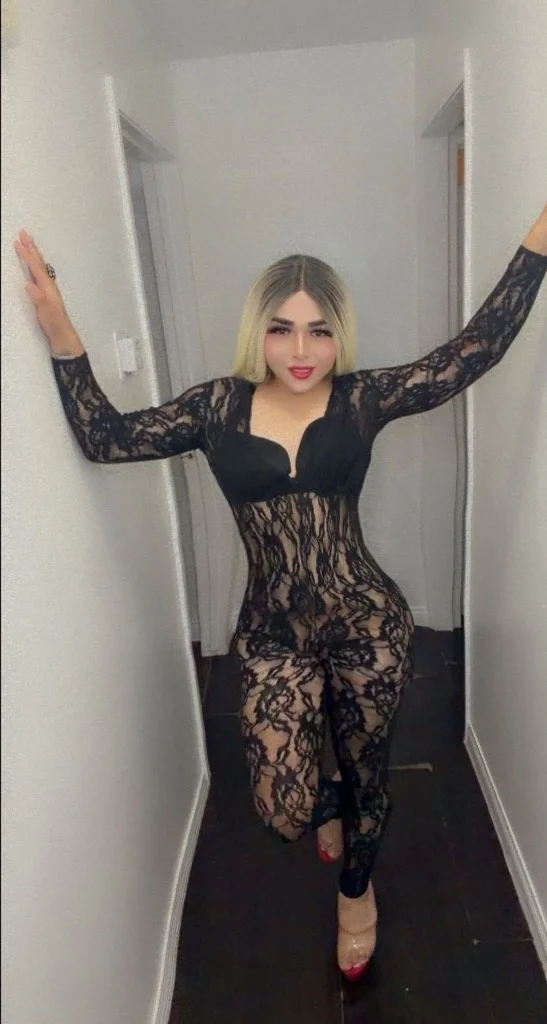 SEXI LATINA in Los Angeles – Women Seeking Men photo 6