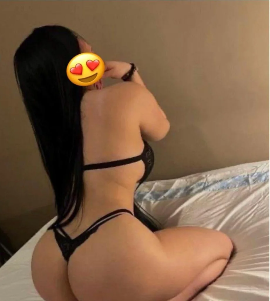 AVAILABLE NOW in Minneapolis - Women Seeking Men photo 2