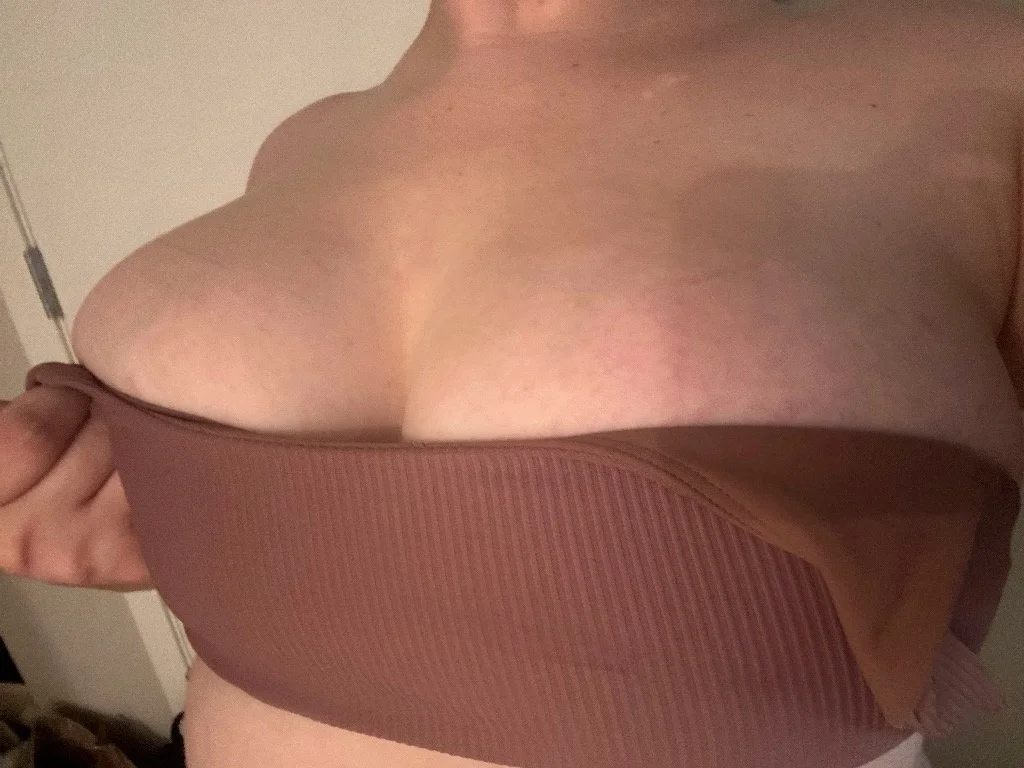 OUTCALLS TONIGHT | Text Only | Highly Favored | All Natural Curves in Minneapolis - Women Seeking Men photo 2