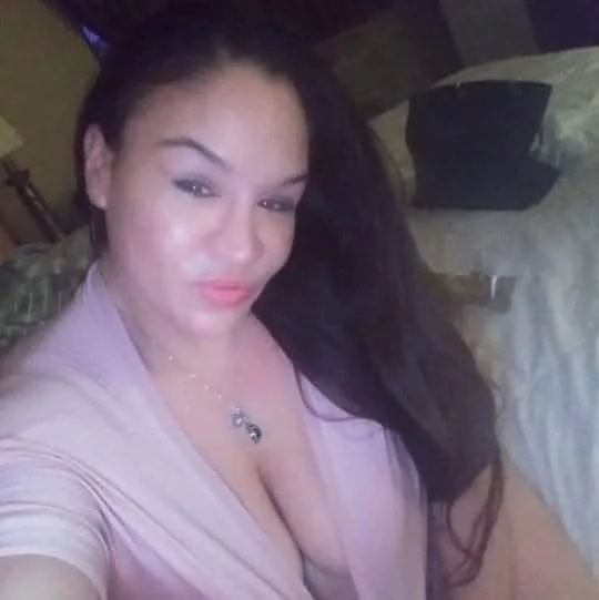 Naughty lil Nympho in Minneapolis - Women Seeking Men photo 2