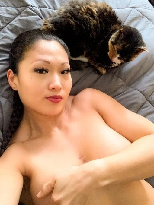 Asian sexy queen Available for Outcall Incall Hotel Fun Car in Minneapolis - Women Seeking Men photo 5