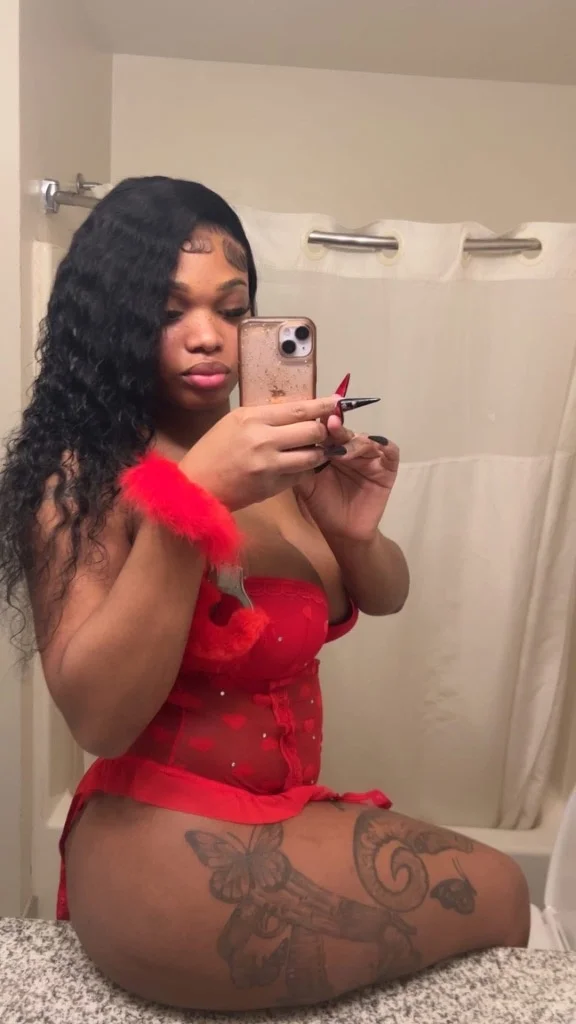Incall.Hotel in Minneapolis - Women Seeking Men