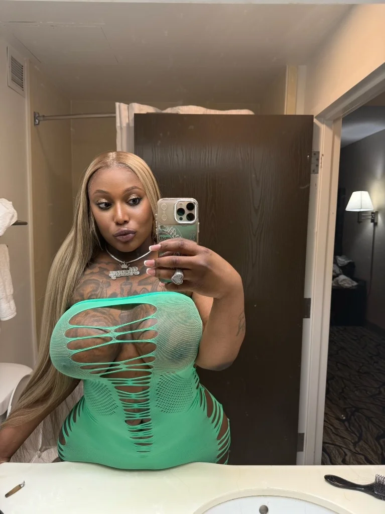 HENNY DIOR THE BUBBLE BUTT CUM SLUT COME GET SLUTED OUT in Memphis – Women Seeking Men photo 3