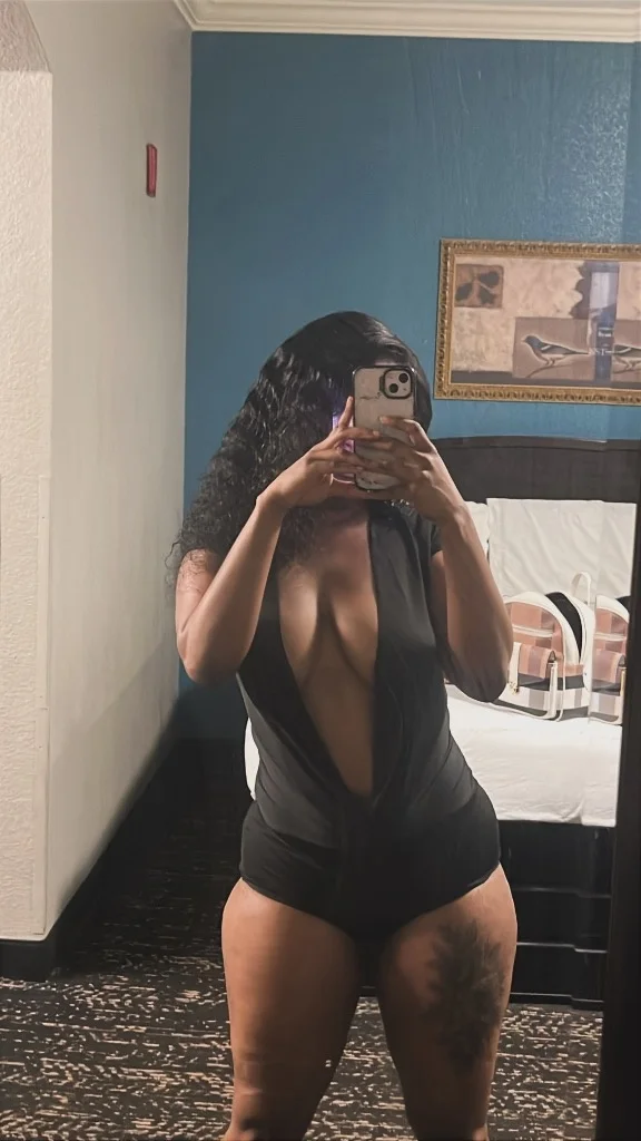 BIG BOOTY FUN SIZE BADDIE FT in Memphis – Women Seeking Men photo 4