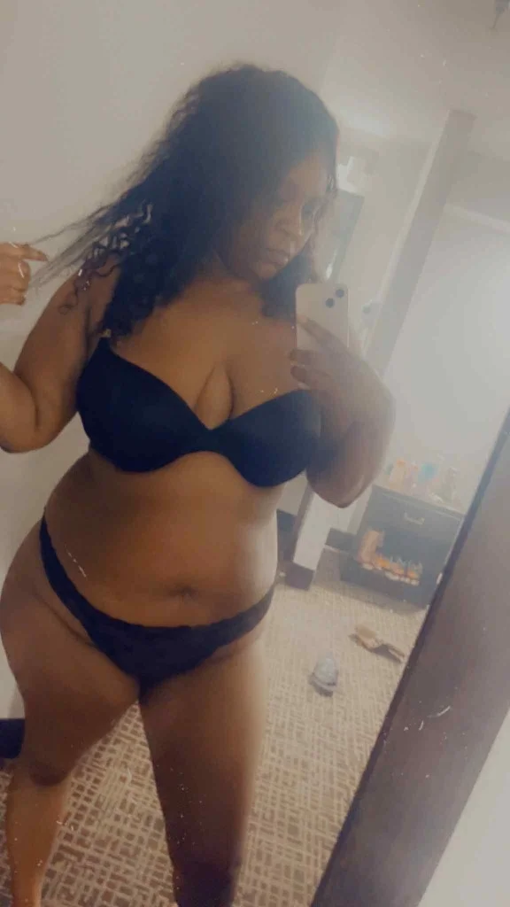 happy birthday to me hit my line for birthday special in Memphis – Women Seeking Men photo 3
