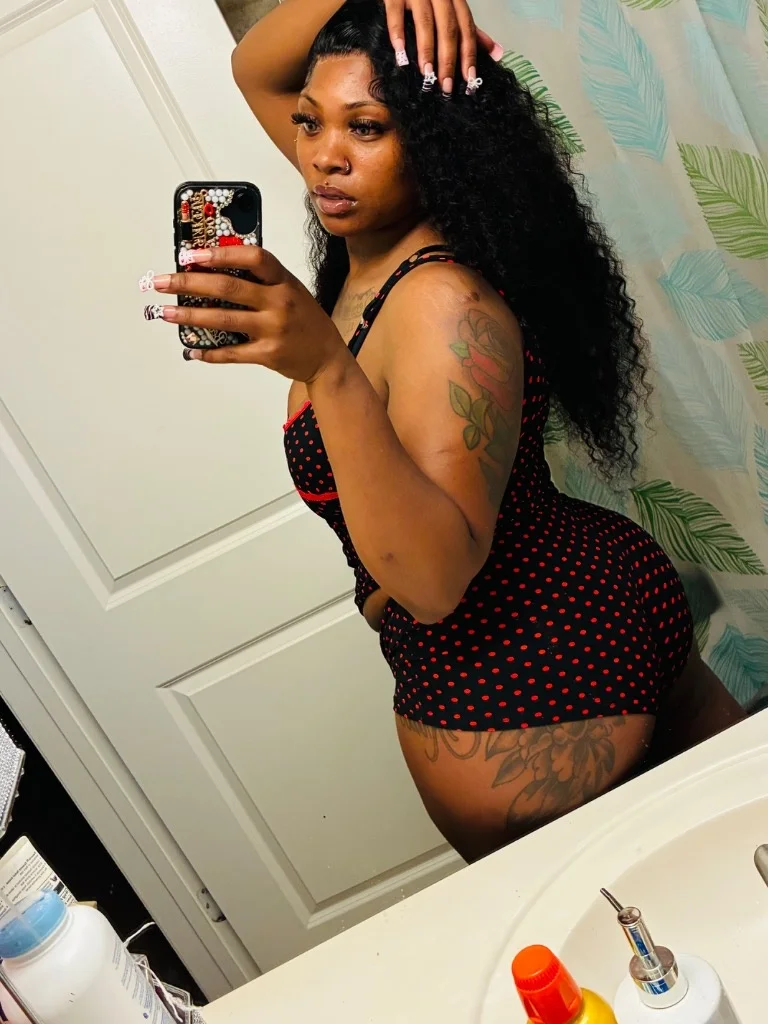 SEXYY STALLION INCALL QV HHR AND FT SHOWS AVAILABLE NOW JUIC... in Memphis – Women Seeking Men photo 4