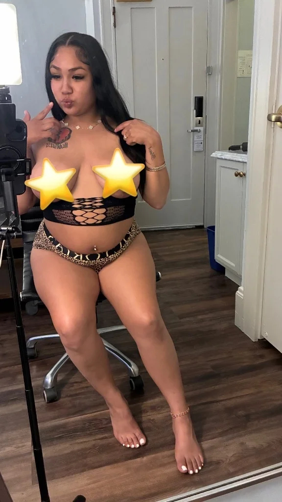 Incall Turlock Fun size hottie - Read bio in Modesto – Women Seeking Men photo 6