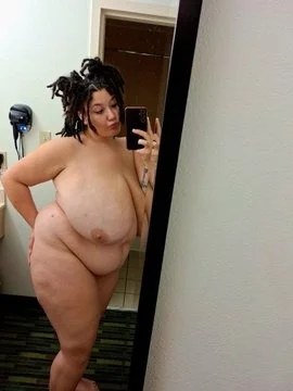 WHERE IS MY BIG BOOBS LOVERS I'M READY TO MAKE YOU HAPPY I D... in Modesto – Women Seeking Men photo 3