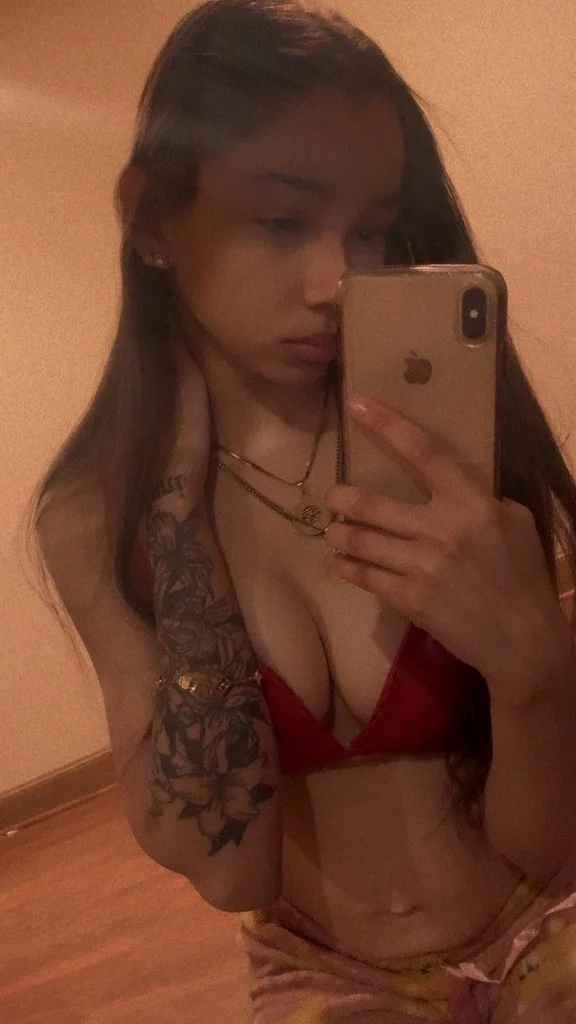 OUTCALLS AVAILABLE