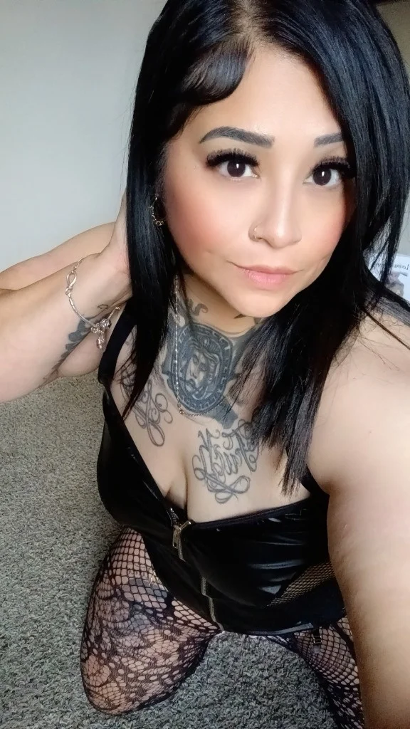 LEAVING TOWN ON SUNDAY SO DONT MISS OUT ..RUNNING 100$ SPECIAL ALL DAY