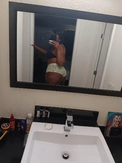 Looking to please and pleasure in Dallas – Women Seeking Men photo 3