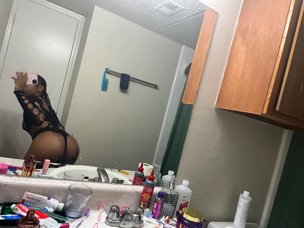 hey im tink no police no cops no pimp come taste this yummy... in Dallas – Women Seeking Men photo 6