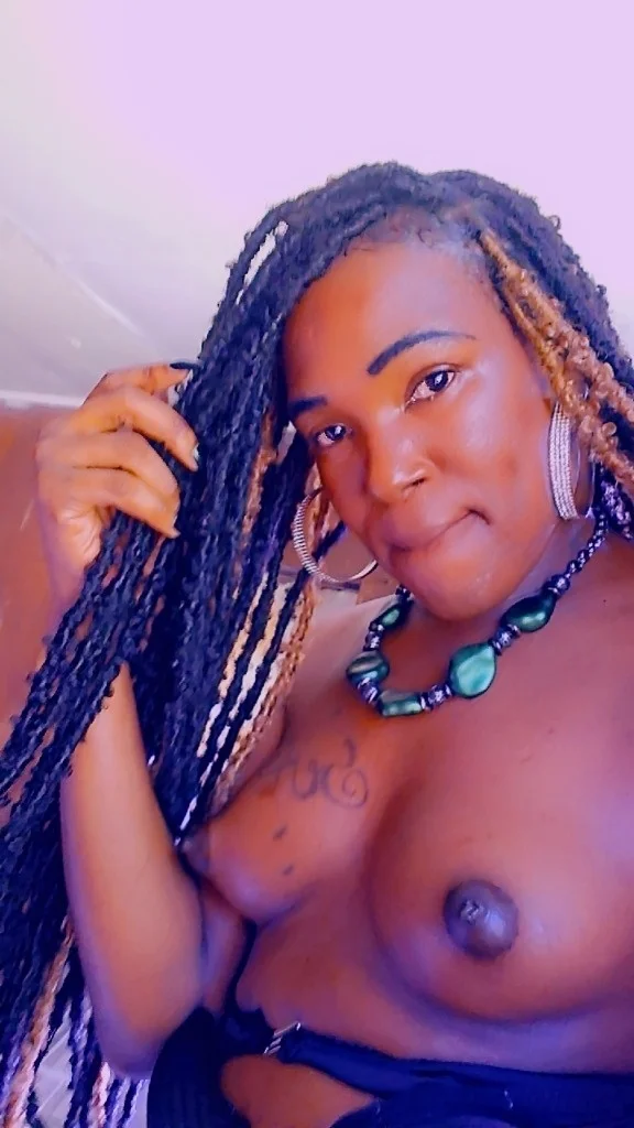 Open minded freak in Birmingham - Women Seeking Men