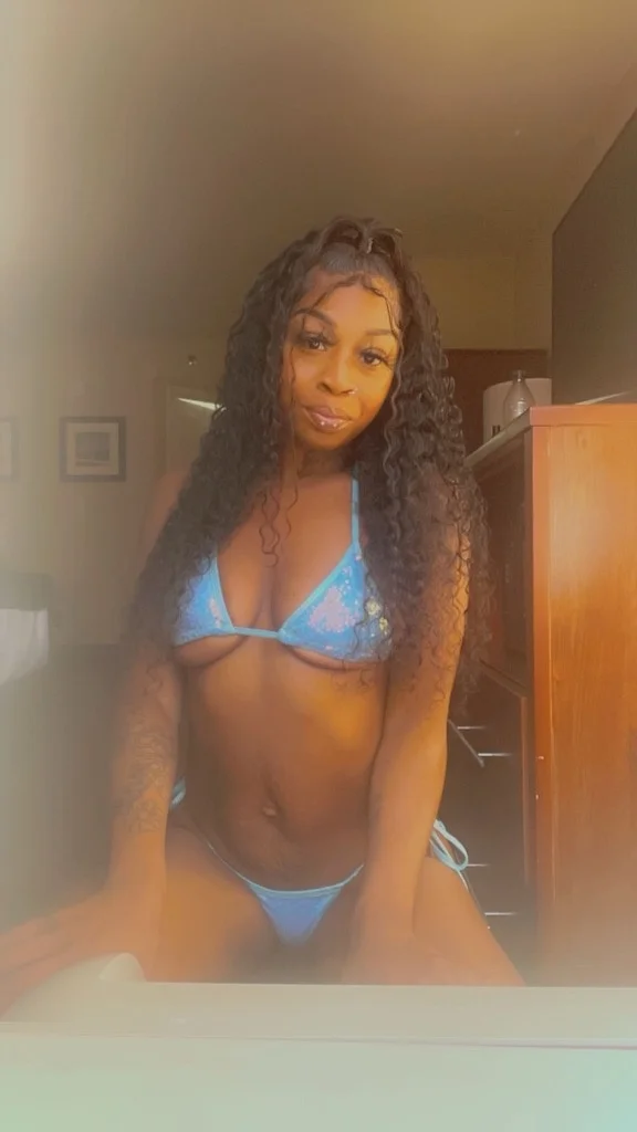 INCALL SPECIALS UNTIL FRIDAY in Birmingham – Women Seeking Men photo 3