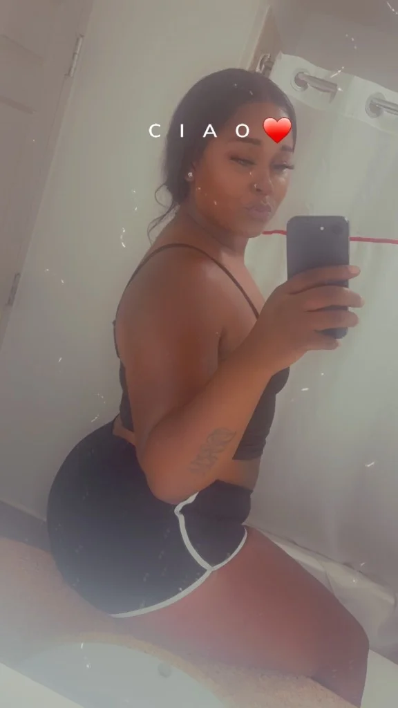 here to please you in every way incalls and out 2girl specia... in Huntsville – Women Seeking Men photo 6