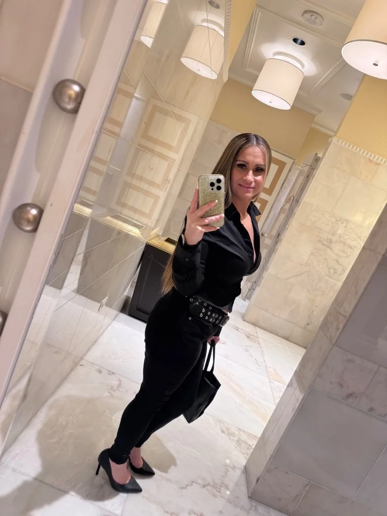Petite Spinner Leaving Soon in Flagstaff – Women Seeking Men photo 2