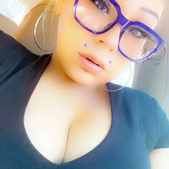 Everything you cant do with her do it eith me in Mohave County - Women Seeking Men photo 3