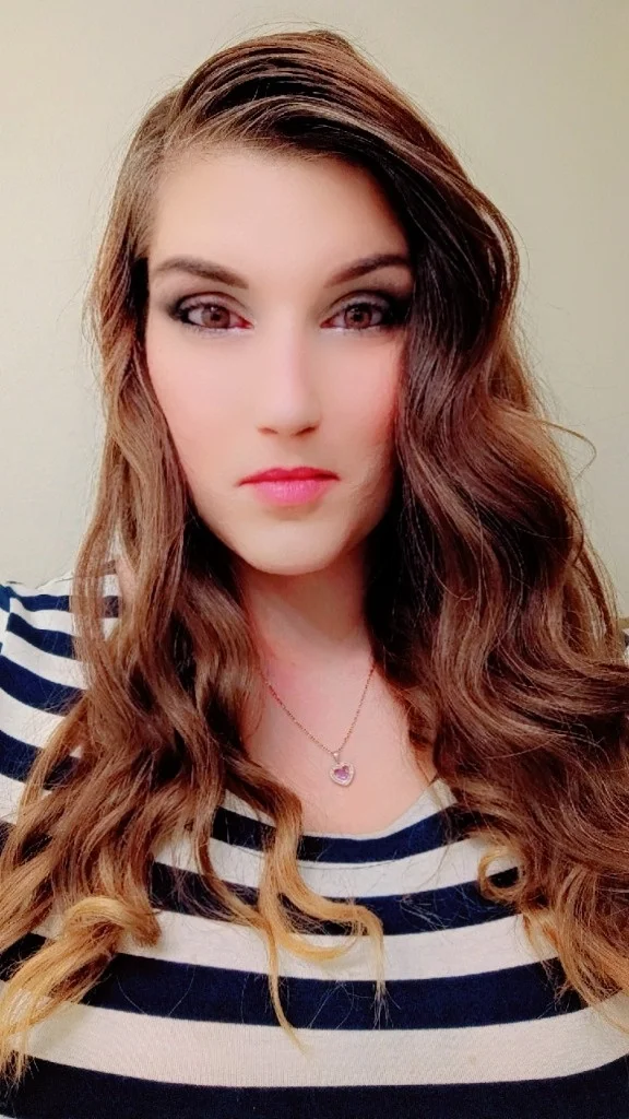 Anna 48 03 87 17 95 HMU RN! if your interested in getting together for my