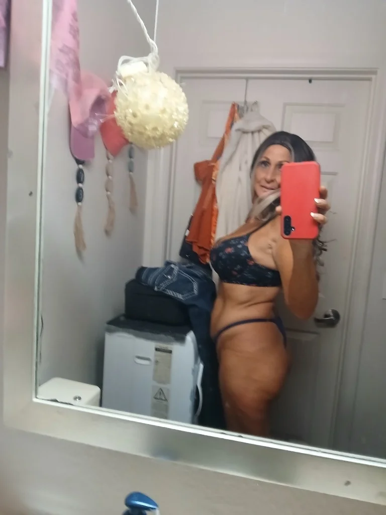 y'all know you only live once in Phoenix – Women Seeking Men photo 4