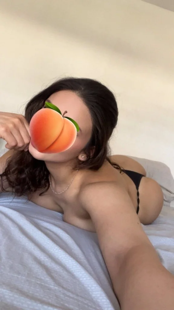 Tight so you can feel it I'm always clean and ready for the... in Phoenix – Women Seeking Men photo 4