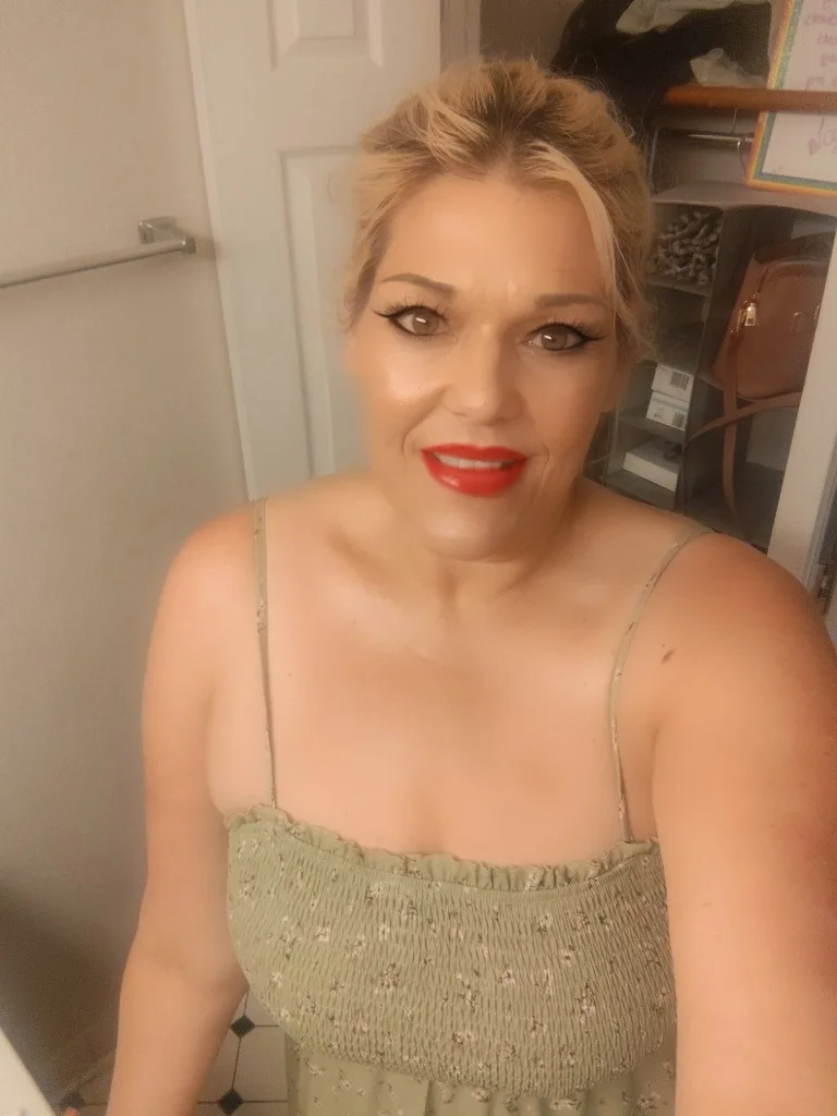 INCALL OUTCALL BIG TITS SOFT LIPS NICE HIPS MILF IN NORTH PH... in Phoenix – Women Seeking Men photo 6