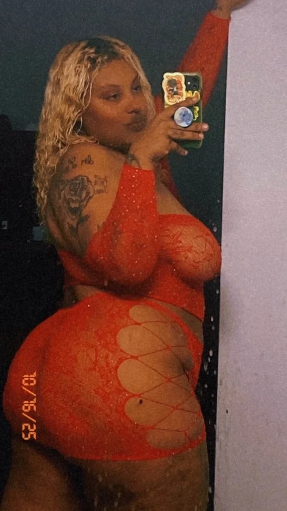 SHE'S BACK Specials babes in Phoenix – Women Seeking Men photo 5