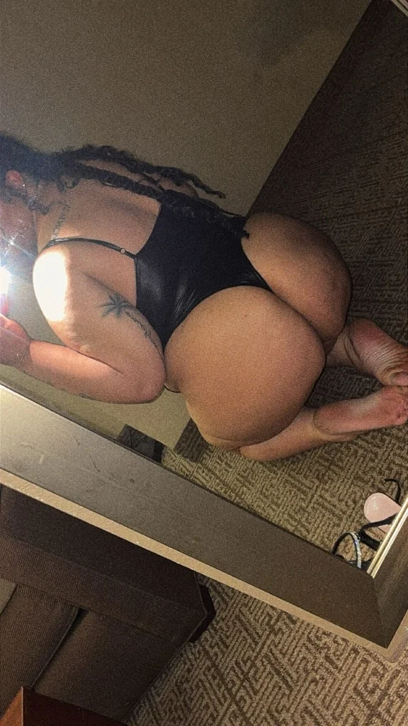 Sweet and thick your 1 pick nice and tight QV all night in Fayetteville – Women Seeking Men photo 4