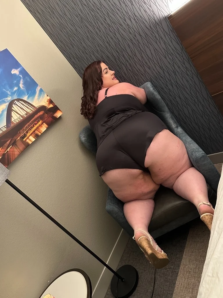 BBW Ashley Garland QV specials in Little Rock – Women Seeking Men photo 3