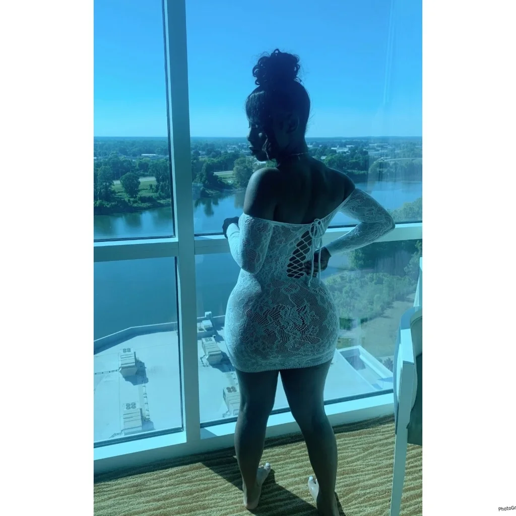 DOMINICAN MIDGET BARBIE in Little Rock – Women Seeking Men photo 4