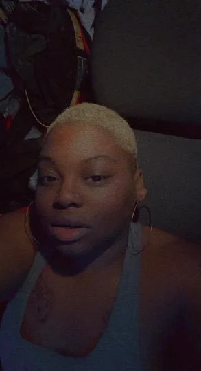 AVAILABLE in Little Rock – Women Seeking Men photo 4