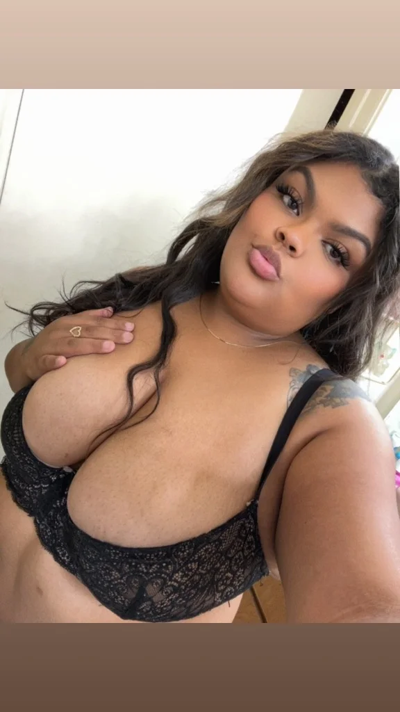THICK $LUT YOU DESIRE WET N EXTRA TIGHT |SATISFACTION GUARANTEED
