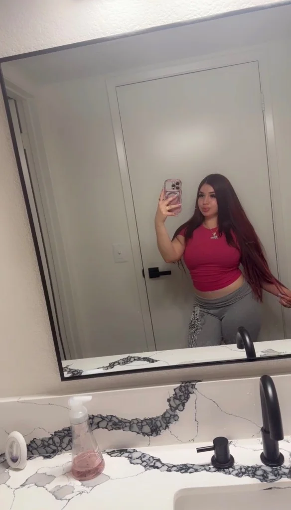 Naughtymaria Your Favorite FunSize Red Head Last Night In To... in Fresno – Women Seeking Men photo 2