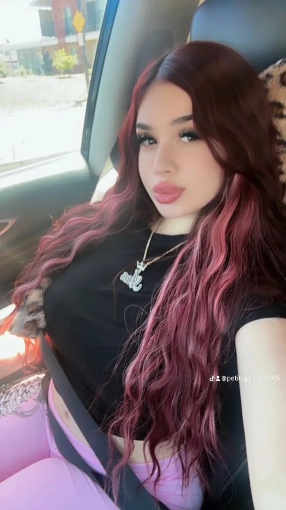 Naughtymaria Your Favorite FunSize Red Head Last Night In To... in Fresno – Women Seeking Men photo 3