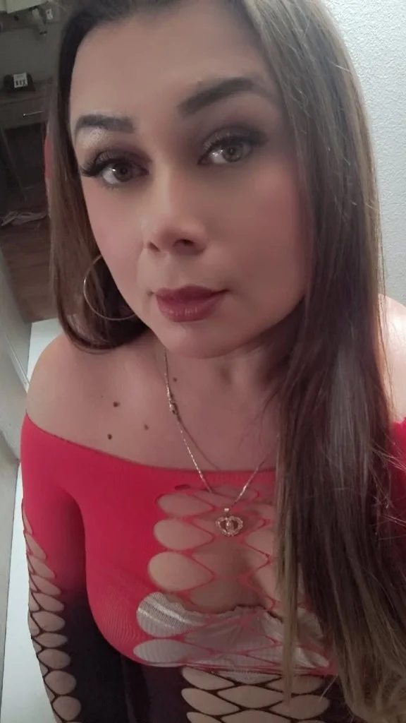 chica latina y caliente in Fresno – Women Seeking Men photo 3