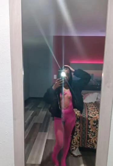 Small Petite Freak in Fresno – Women Seeking Men photo 4