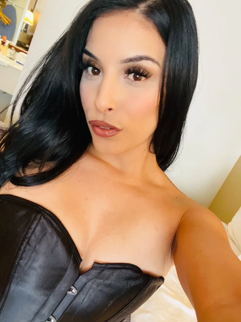 back in town incall and outcall in Fresno – Women Seeking Men photo 2