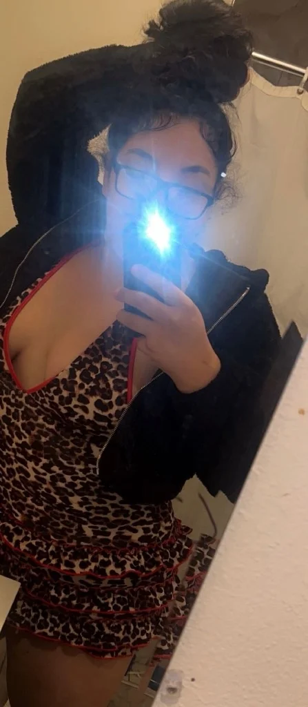 LOOKING FOR ME in Inland Empire – Women Seeking Men photo 5