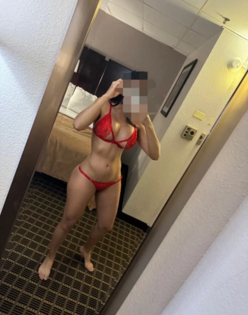 colombiana' in Inland Empire – Women Seeking Men photo 4