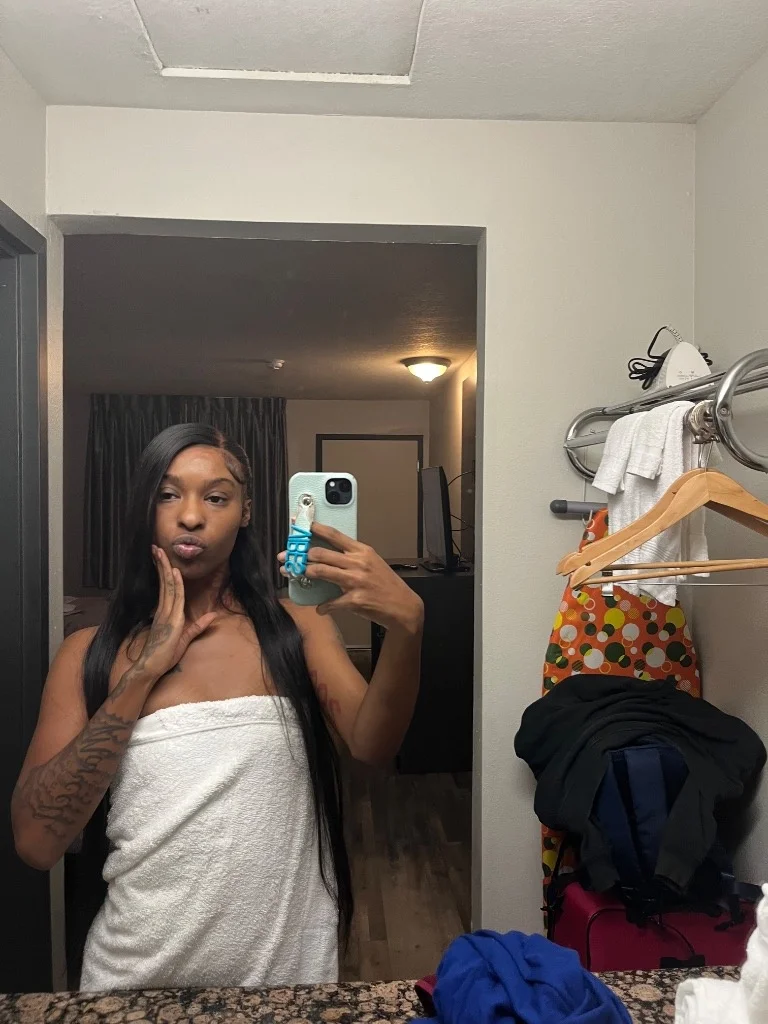 Petite wet creamer CARPLAY ONLY in Inland Empire – Women Seeking Men photo 5