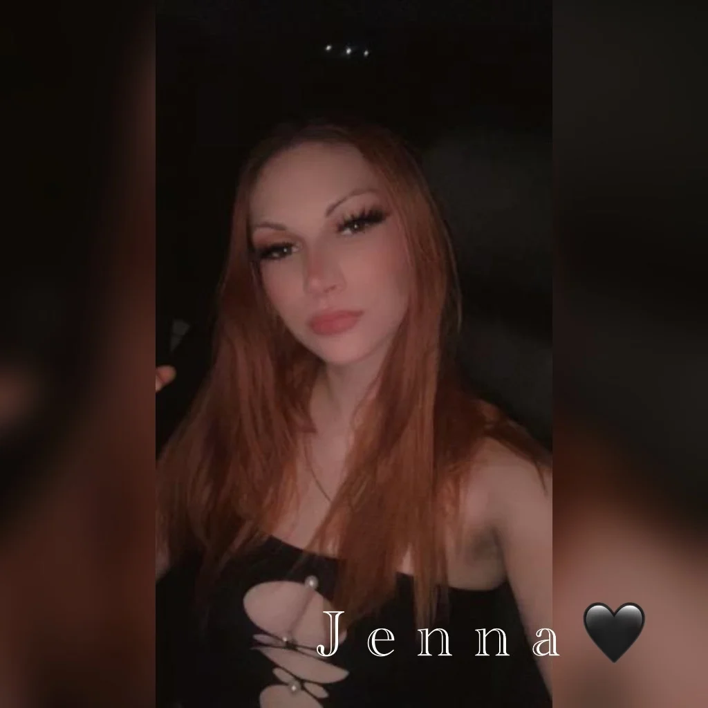 BARLEY LEGAL YOUNG AND SUPER TIGHT BARLEY LEGAL COME GET THI... in Inland Empire – Women Seeking Men photo 6