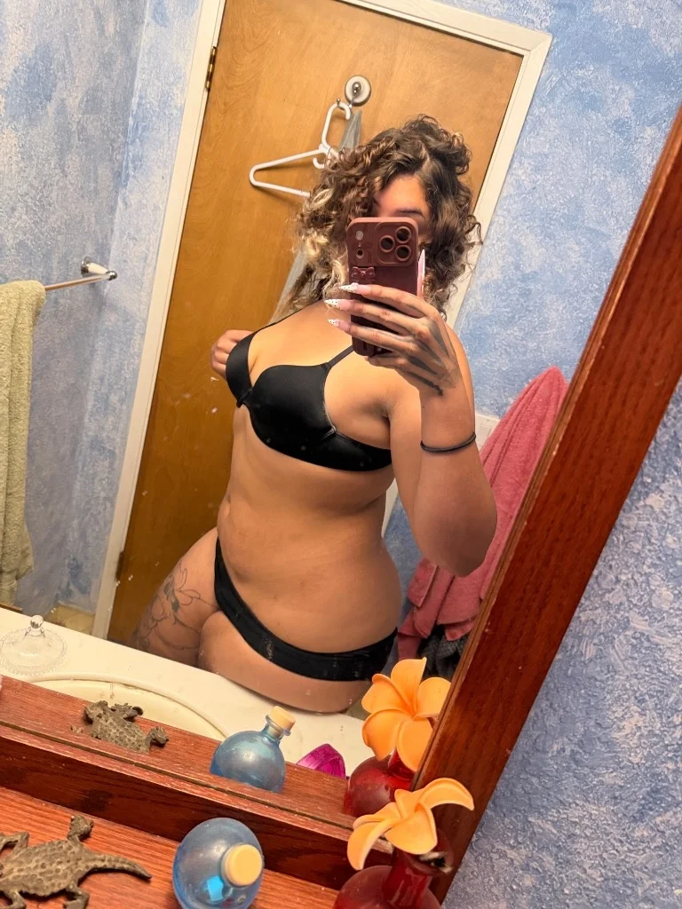 blowjobsoutcallscardatesbreastmilk availablekink friendly in North Bay – Women Seeking Men photo 2