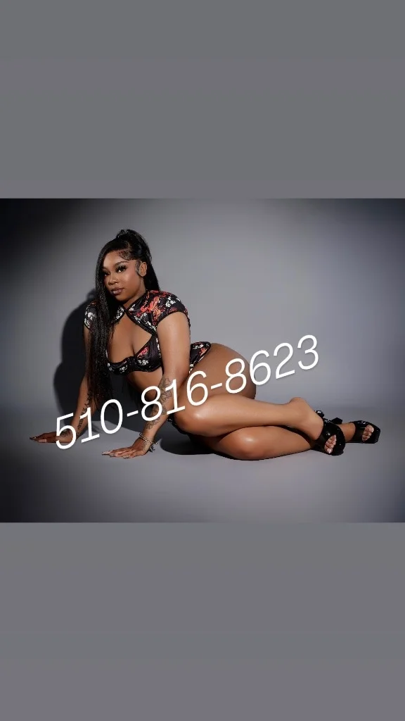 Catering to upscale gentlemen who appreciate BEAUTY QUALITY in North Bay – Women Seeking Men photo 2