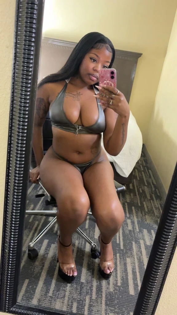 Come Play with a Chocolate Freak Vallejo in North Bay – Women Seeking Men photo 4