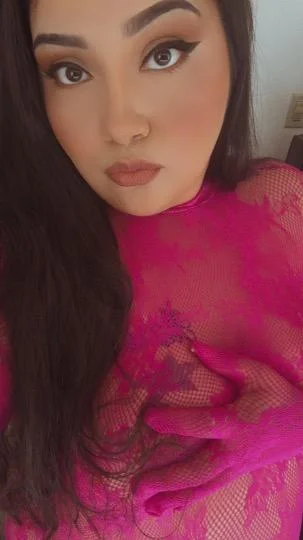 SPANISH BOMBSHELL in Monterey - Women Seeking Men photo 3