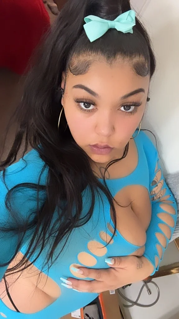 Outcalls Available Now in Oakland – Women Seeking Men photo 2