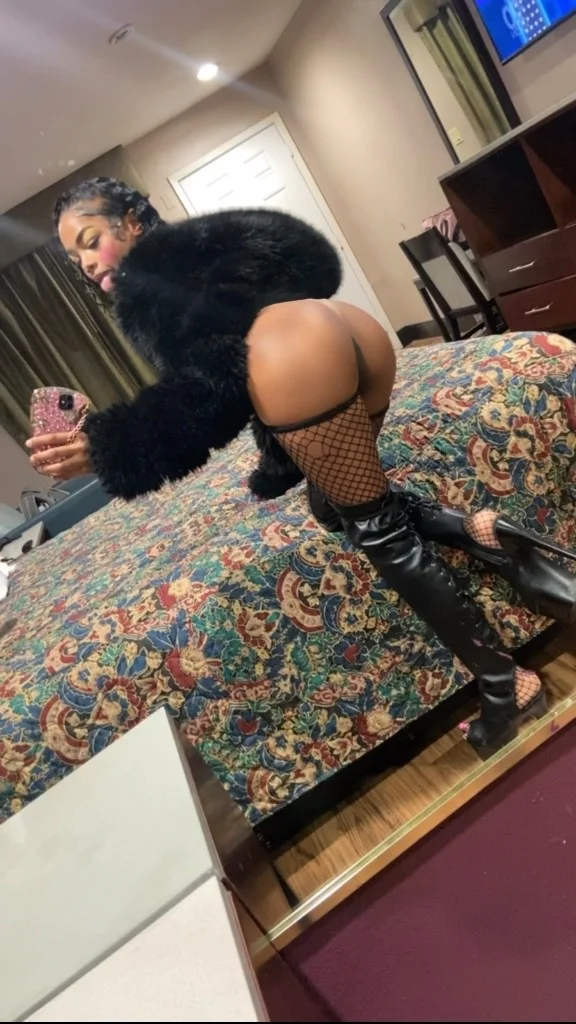 *PRETTY WET PRINCESS* IN TOWN INCALL & OUTCALL AVAILABLE TEXT ME
