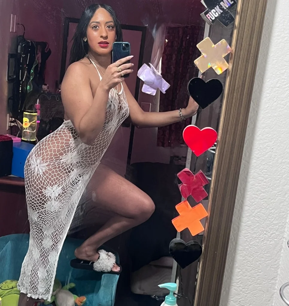 L CKY L CKY ON THE T PPY T PPY BARE BBFS SPECIALS OPEN 247 C... in Oakland – Women Seeking Men photo 4